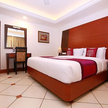 Kochi Emarald Hotel Cochin מראה חיצוני תמונה