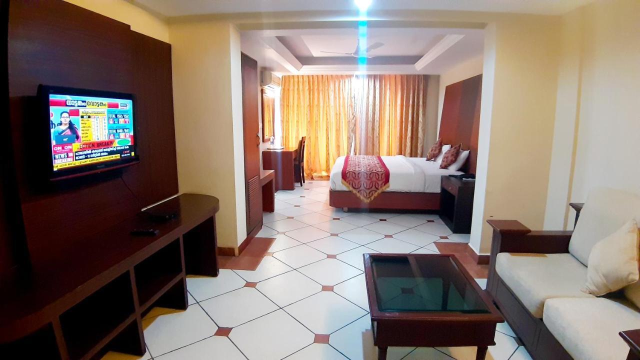 Kochi Emarald Hotel Cochin מראה חיצוני תמונה
