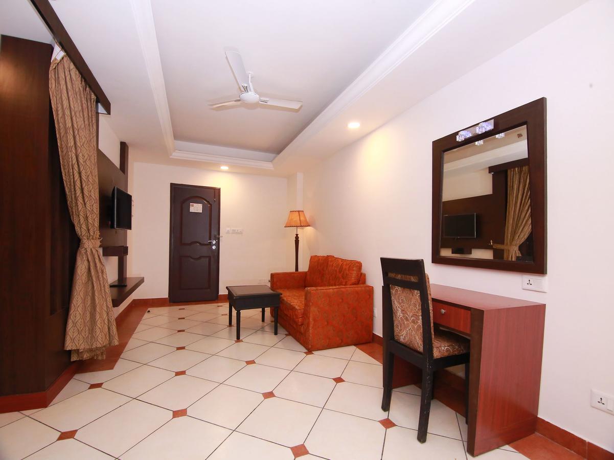 Kochi Emarald Hotel Cochin מראה חיצוני תמונה