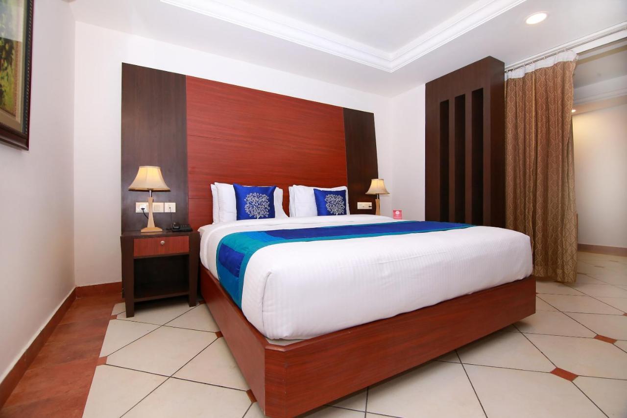 Kochi Emarald Hotel Cochin מראה חיצוני תמונה