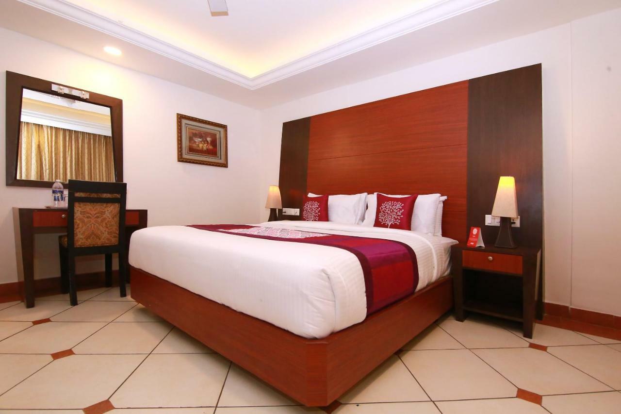 Kochi Emarald Hotel Cochin מראה חיצוני תמונה